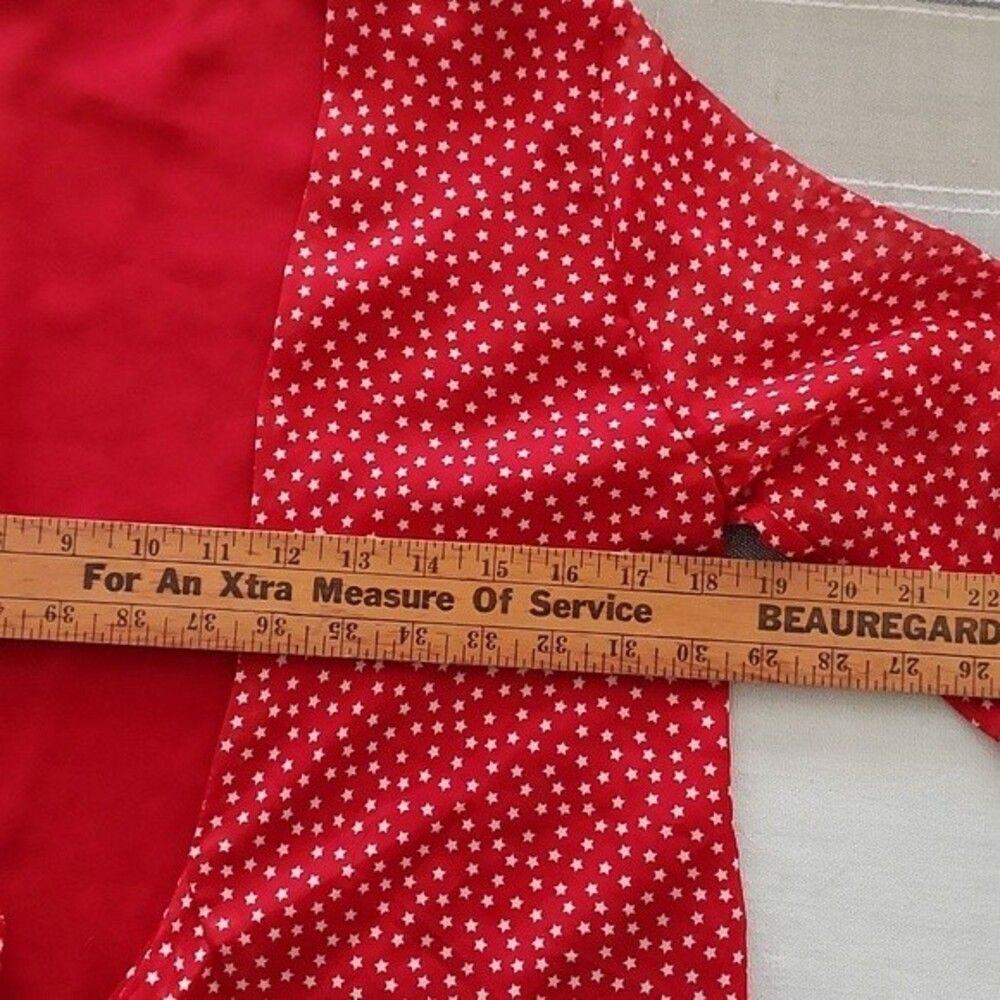Urban Outfitters M Red White Stars Tie Waist Bell Sleeve Blouse Crop America NWT - Picture 9 of 16